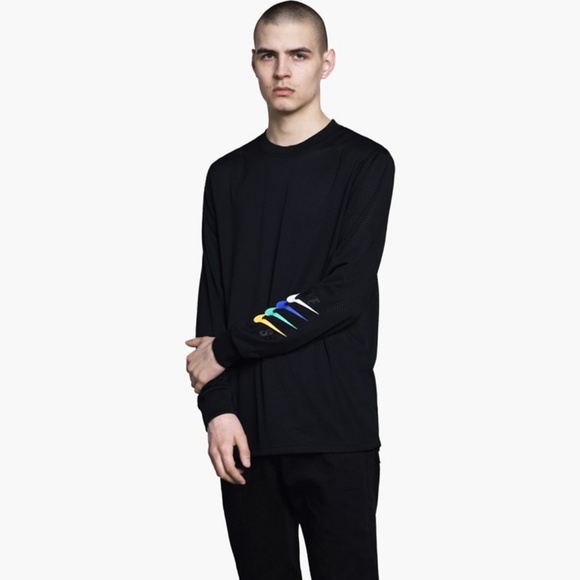 Nike SB Dry Fit Black Long Sleeve T-shirt - Picture 5 of 7